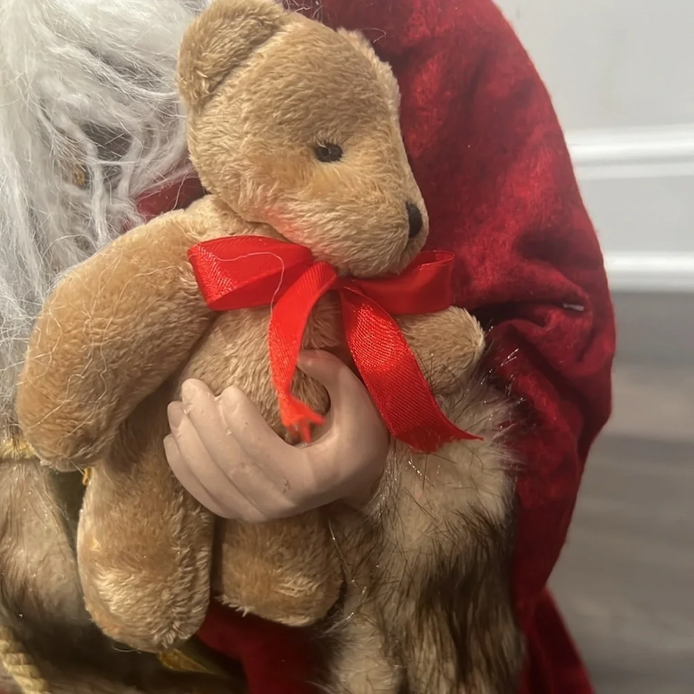 Elegant large Santa statue with beautiful robe